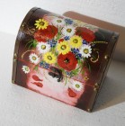 Cufaras din lemn pictat manual cu flori de camp (I)